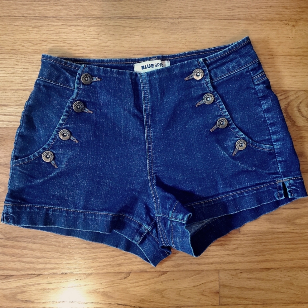 Blue Spice Women's Buttoned Jean Shorts